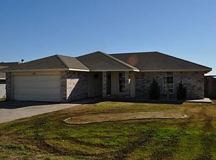 3009 Hillsdale St, Corsicana, TX 75110