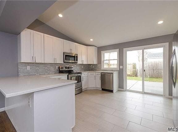 5th image of 13 Cooper Ln