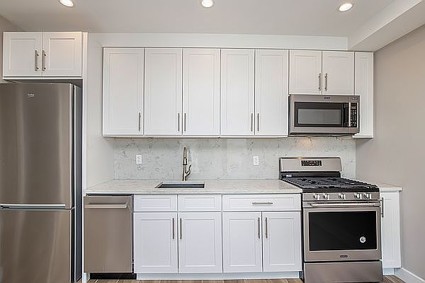 1st image of 37-14 31st Ave #3R