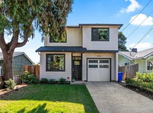 7854 SE Reedway St, Portland, OR 97206