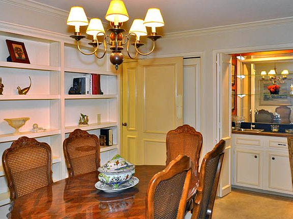 4th image of 7926 Broadway St APT 505