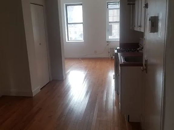 4th image of 70 E 3rd St APT 4