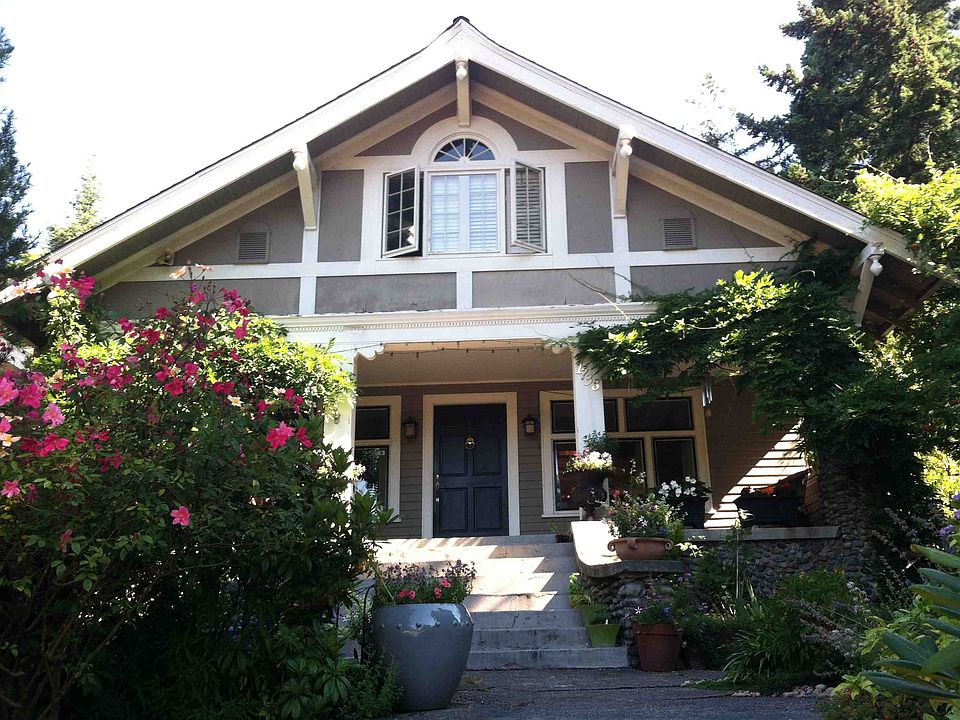 2nd image of 1738 NE 62nd St