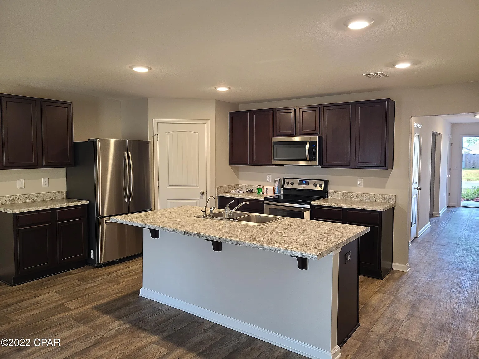 4 bed, 1768 sqft, $2,300 — Photo 3