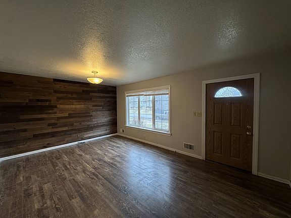 5th image of 2044 Magoffin Ave