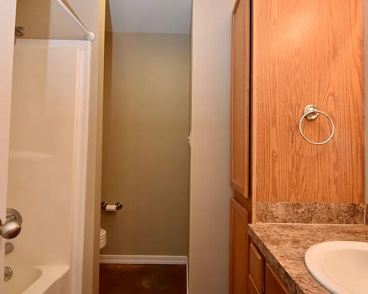 616 Evans St — Photo 18