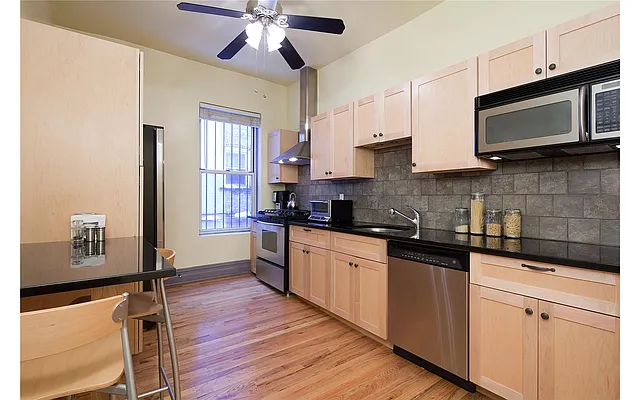 Sold by Douglas Elliman | media 19