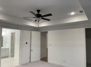 1512 Schwartz Ln, Denton, TX 76210