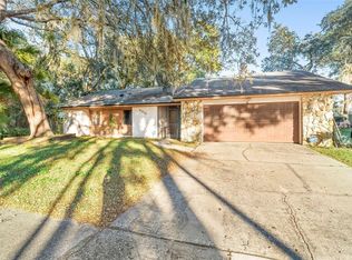 8315 Camphor Tree Dr, Orlando, FL 32810