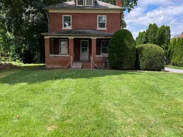 1553 New Holland Pike, Lancaster, PA 17601