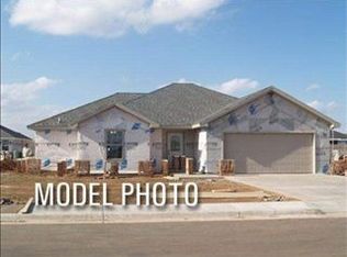 712 Almond Tree Ln, Clovis, NM 88101