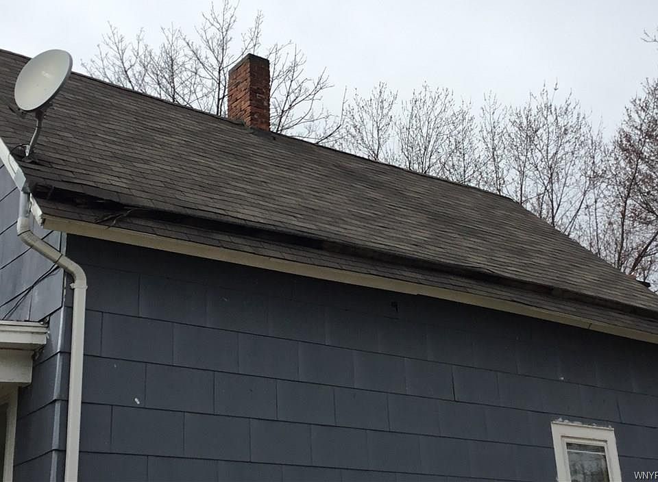 2nd image of 38 Eaton St