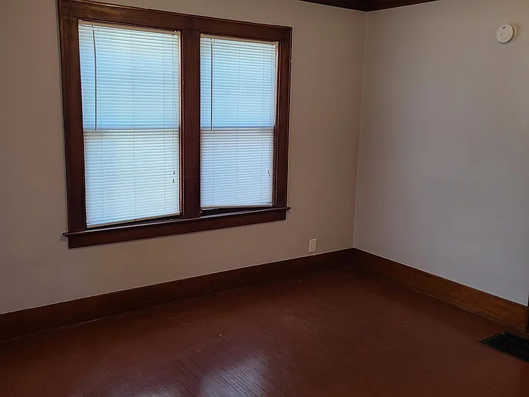 767 Arnett Blvd — Photo 4
