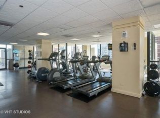 1122 N Clark St APT 1402, Chicago, IL 60610
