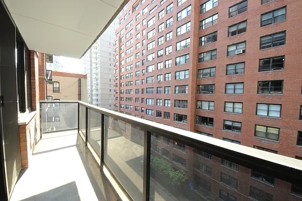 Sold by Andrew J. Markowitz Real Estate, LLC  | media 5