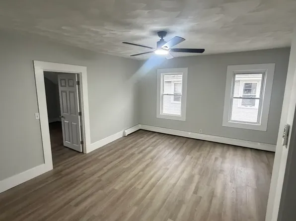 188 Division St Floor 3, Pawtucket, RI 02860
