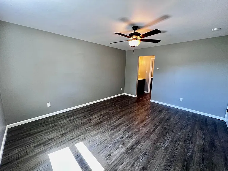 964 Wasserman Dr — Photo 10