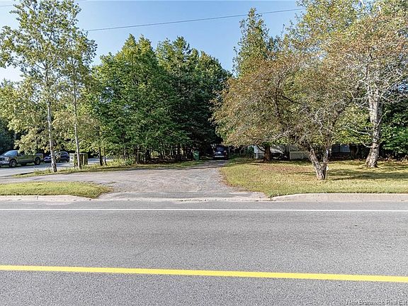 2nd image of 28 Marr Rd
