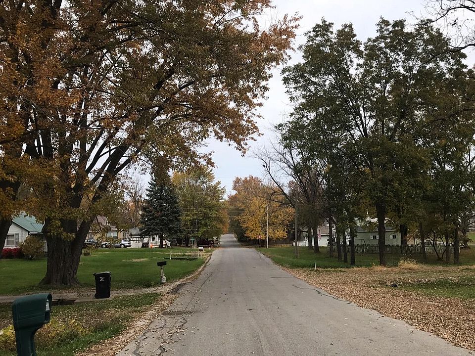 1025 Lillian St, Ottumwa, IA 52501 Zillow