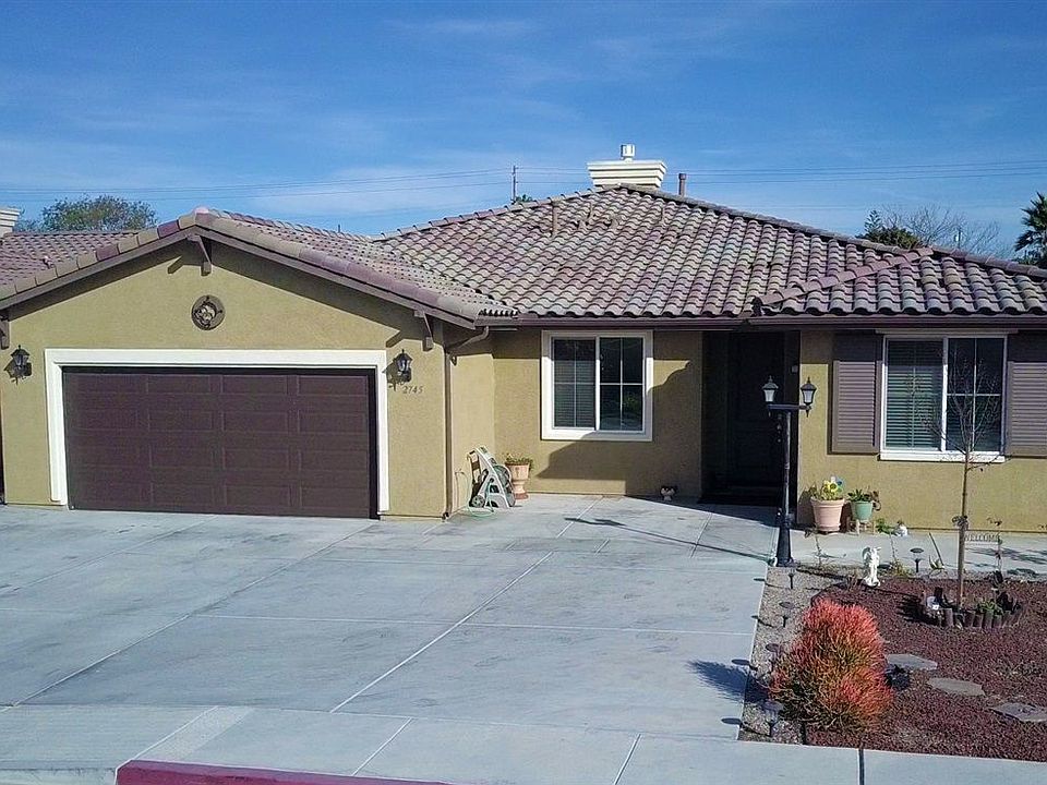 1st image of 2745 Vista Sereno Ct