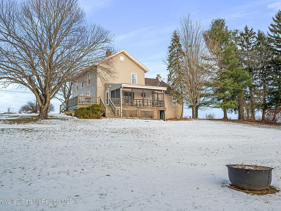 1st image of 643 Eichybush Road