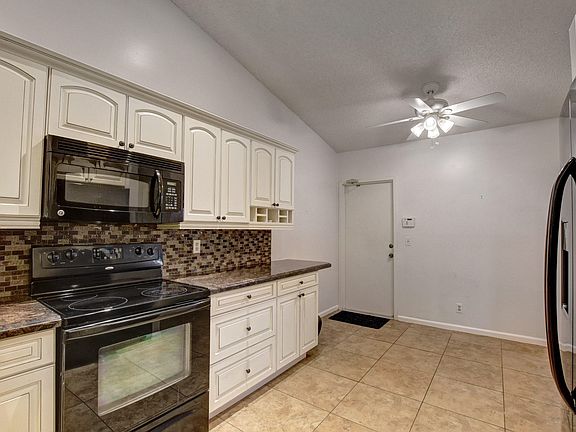 5th image of 9928 W Pavarotti Terrace #103