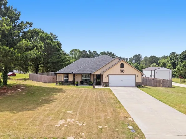 323 Eastdale Ln, Bullard, TX 75757