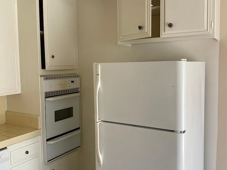 4160 Duquesne Ave #3 — Photo 6