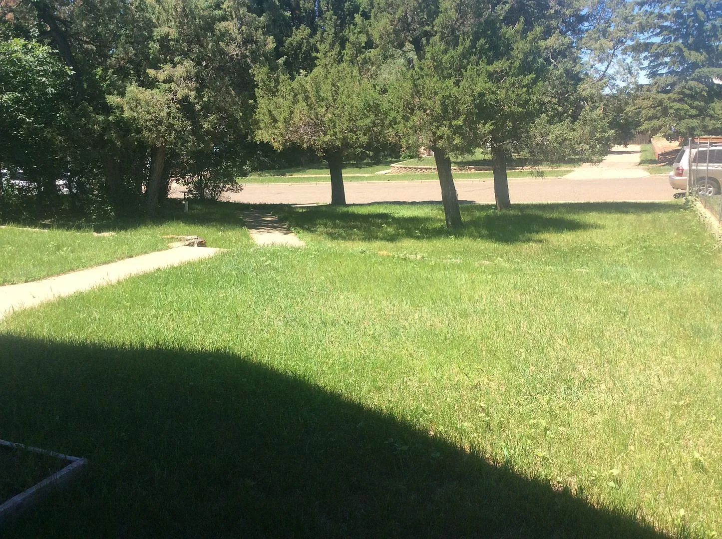 Charming 3 bedroom, 2.5 bath Single Family house — Photo 2