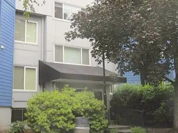 8720 SW Tualatin Rd APT 316, Tualatin, OR 97062