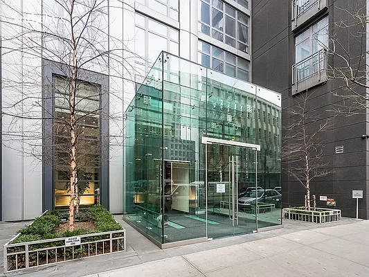 Rented by Sotheby's International Realty | media 19