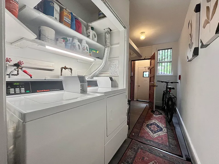 137 Bay State Rd #B — Photo 9