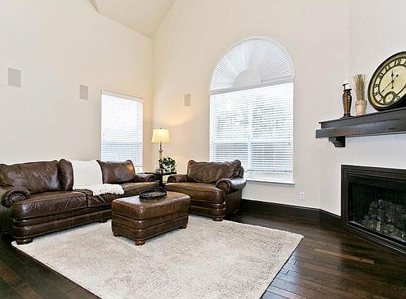 5th image of 5800 Vineyard Ln