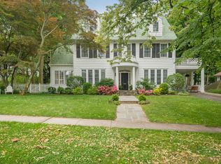 24 Bonnett Ave, Larchmont, NY 10538