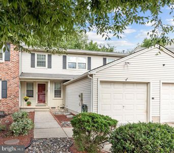 89 Farnwood Rd, Mount Laurel, NJ, 08054