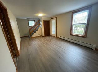 108 Elm St APT 2, East Bridgewater, MA 02333