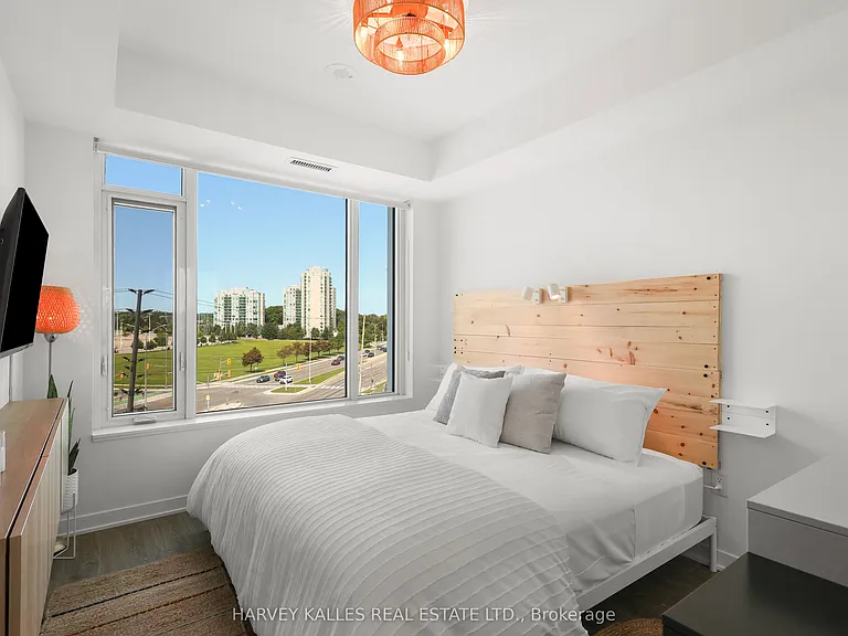 2495 Eglinton Ave W #609 — Photo 10