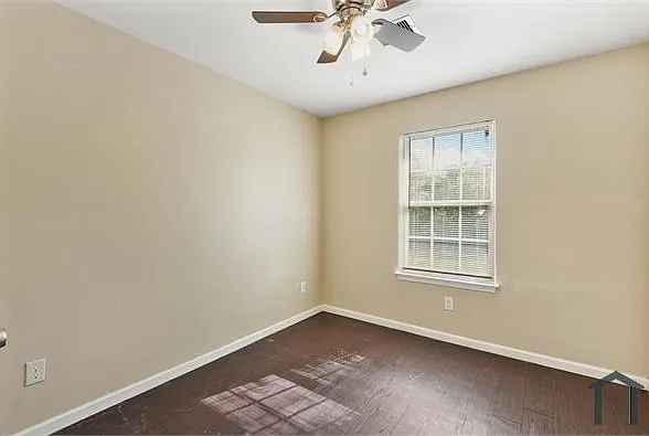 113 Craig St #A — Photo 10