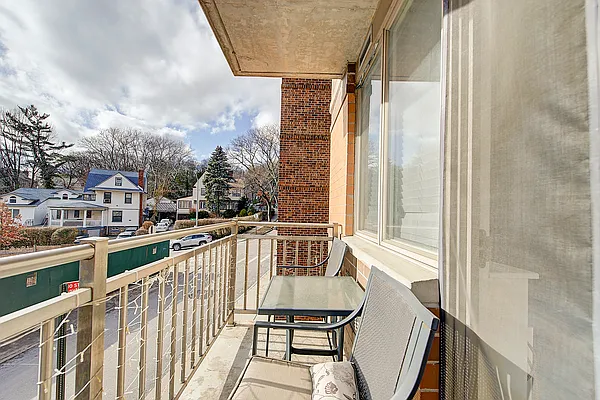 Sold by Landmarc Group | media 22