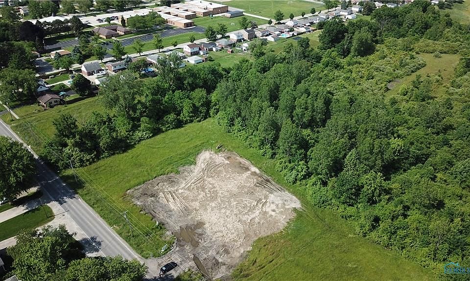 1st image of 5555 Bennett Rd