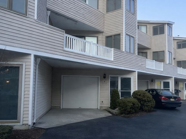 30 Sunset Ave