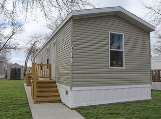 43141 Marquette Ave, Sterling Heights, MI