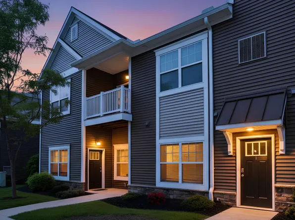 Holly Tree Apartments