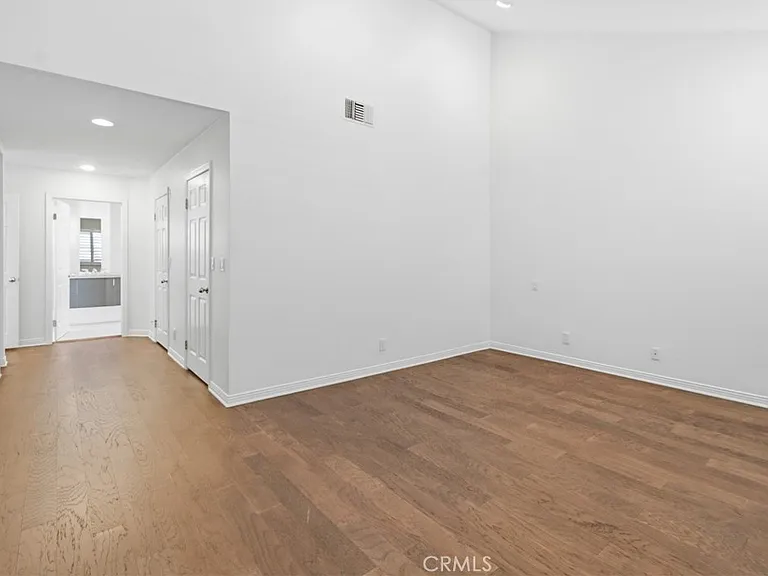 5200 White Oak Ave #36 — Photo 22