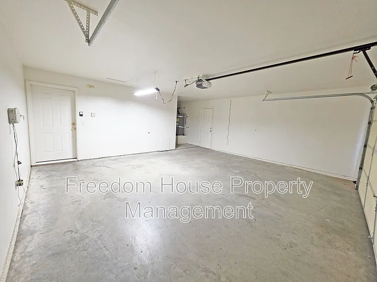 2250 S Ambush St — Photo 34