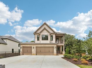 3265 Hilltop Cir, Marietta, GA 30066