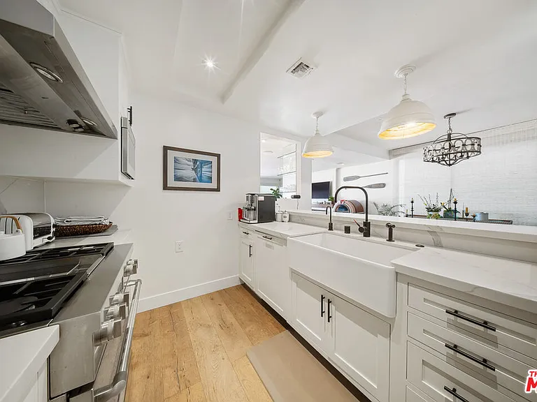 1 Eastwind St #203 — Photo 8