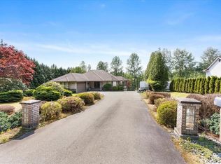 12753 261st St, Maple Ridge, BC V2W 1C3