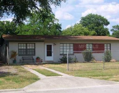 1210 Crescent St, Sanford, FL, 32771