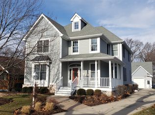 142 W Greenfield Ave, Lombard, IL 60148